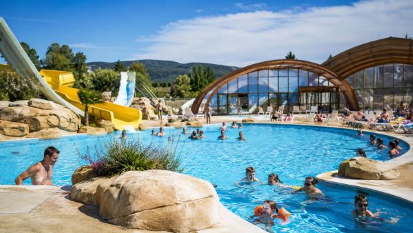Nos conseils pour des vacances en auvergne avec parc aquatique